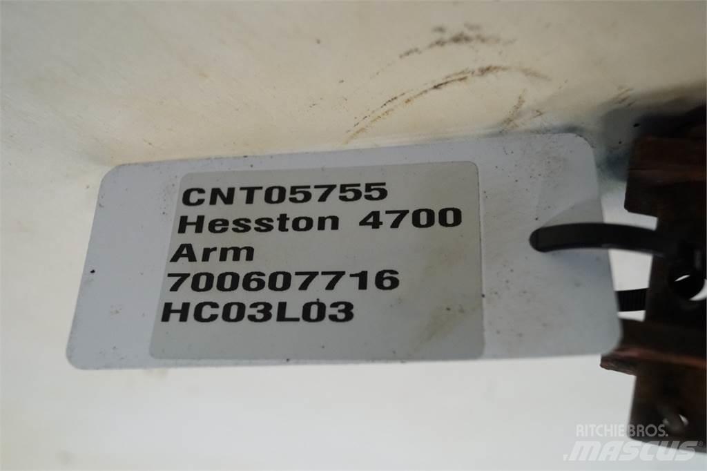 Hesston 4700 معدات أخرى لحصاد العلف