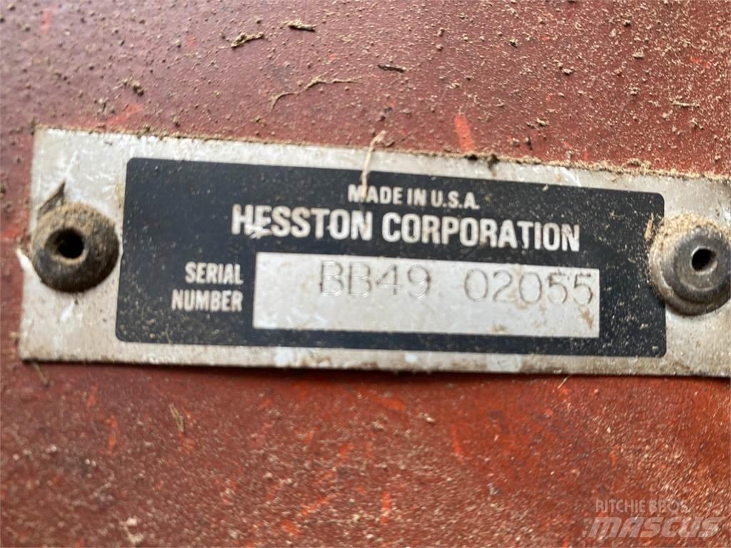 Hesston 4900 محزمات مربعة