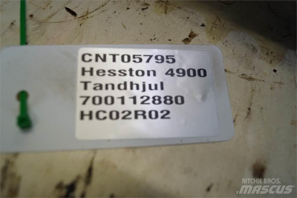 Hesston 4900 معدات أخرى لحصاد العلف