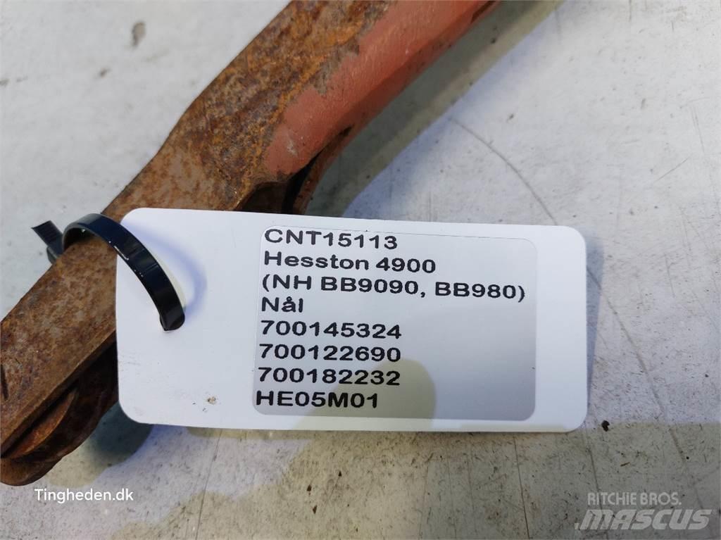 Hesston 4900 ماكينات زراعية أخرى