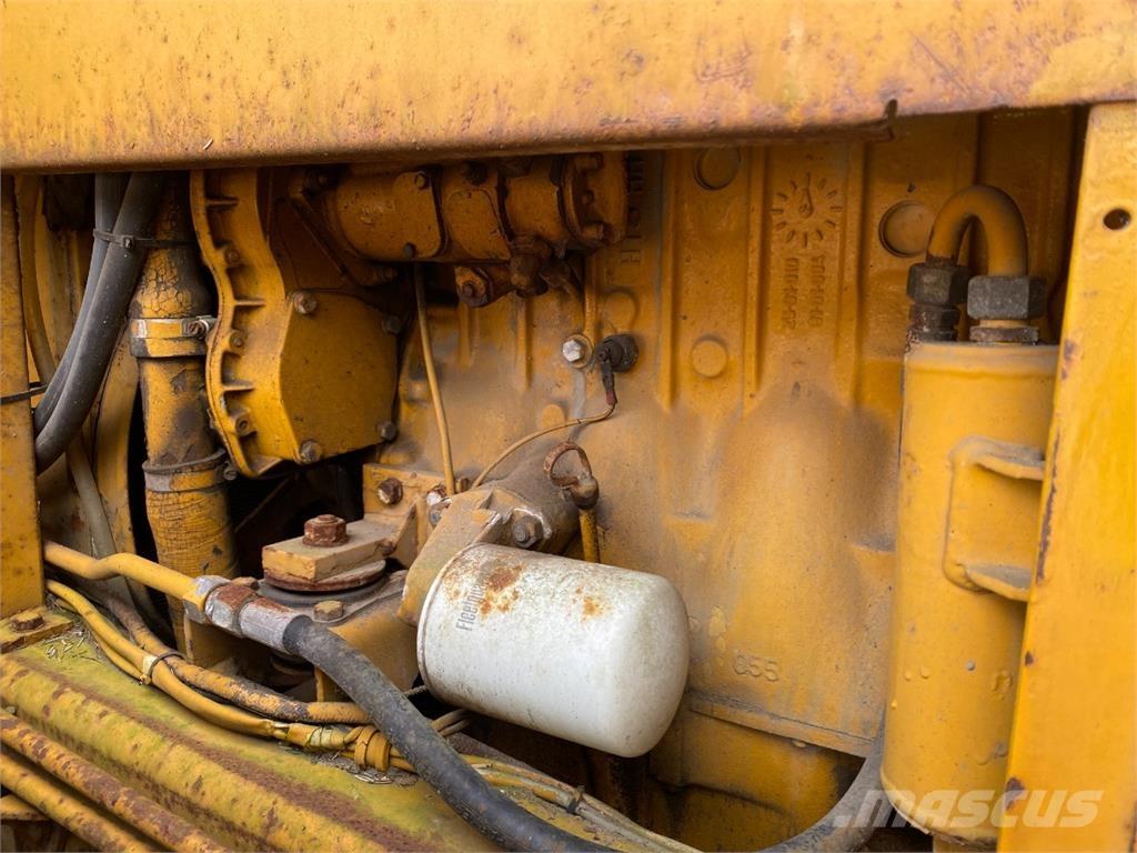 Hydrema 800 عربات نقل قلابة للمواقع