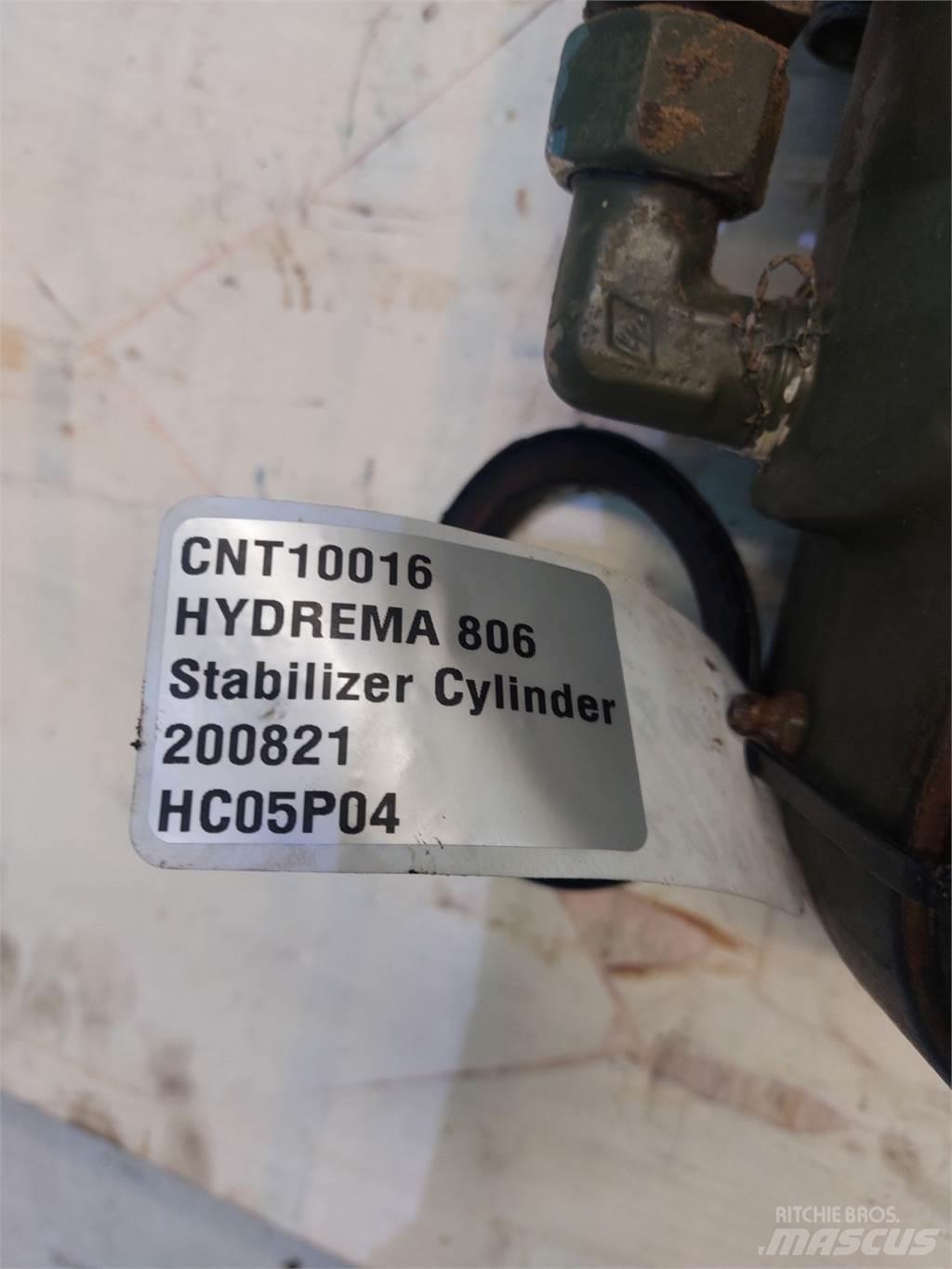 Hydrema 806 مكونات أخرى