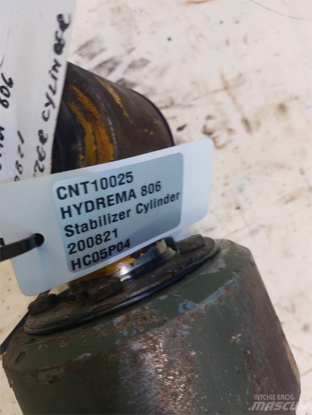 Hydrema 806 مكونات أخرى