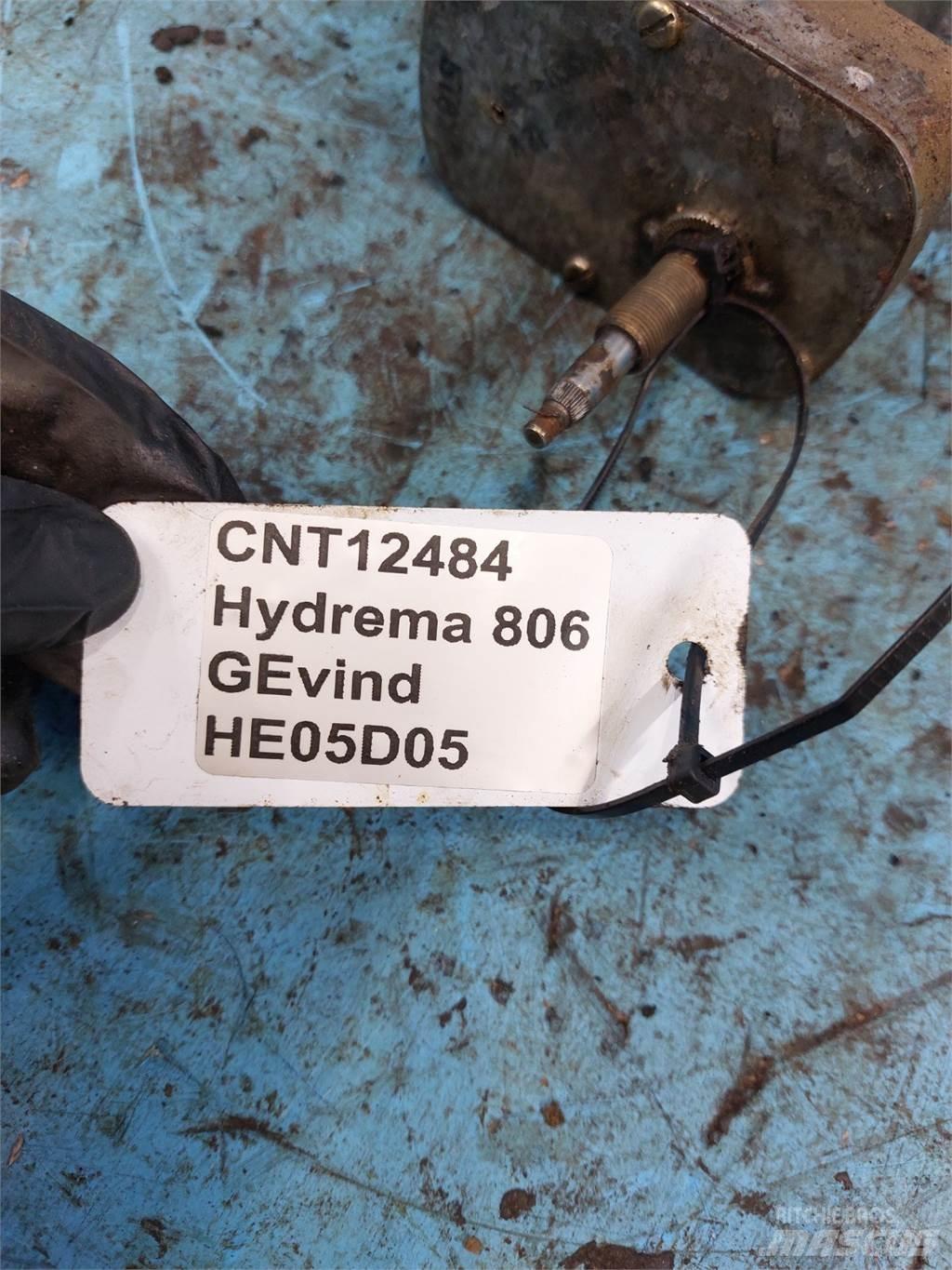 Hydrema 806 إلكترونيات