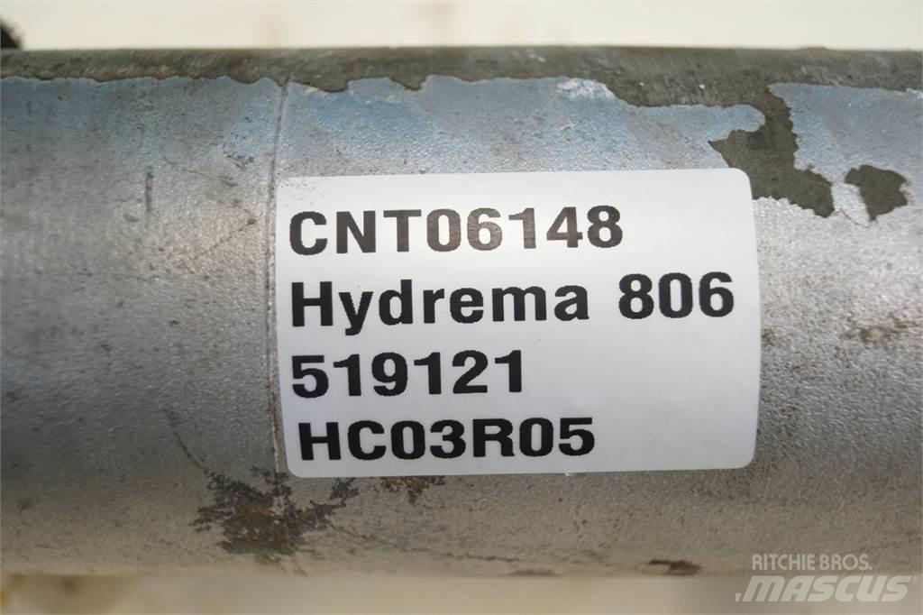 Hydrema 806 مشعات