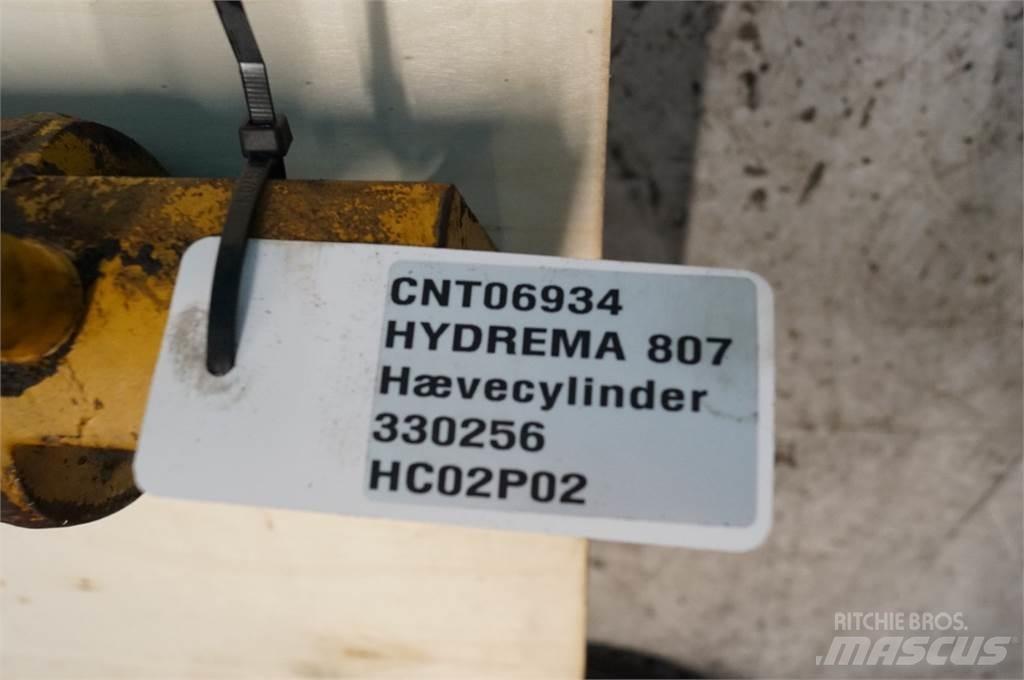 Hydrema 807 هيدروليات