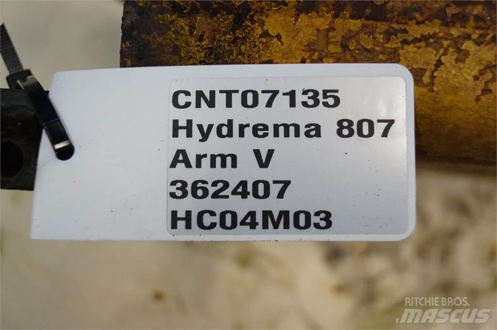 Hydrema 807 أذرع الغطاس