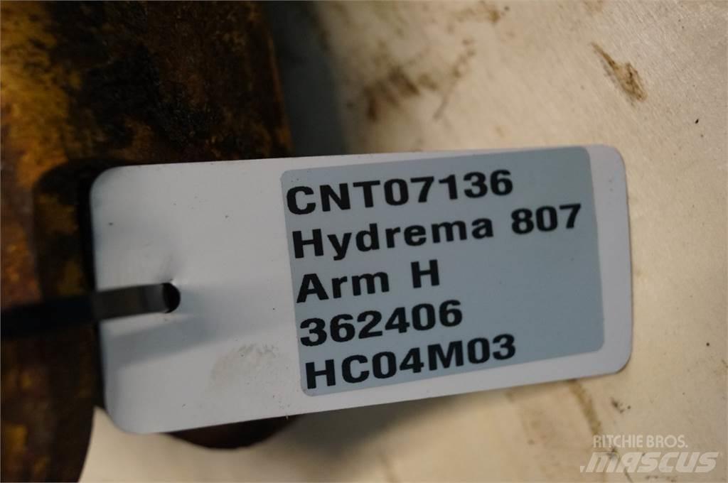 Hydrema 807 أذرع الغطاس