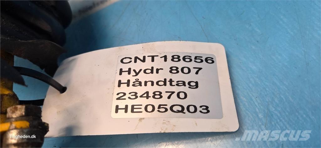 Hydrema 807 كابينة والداخلية