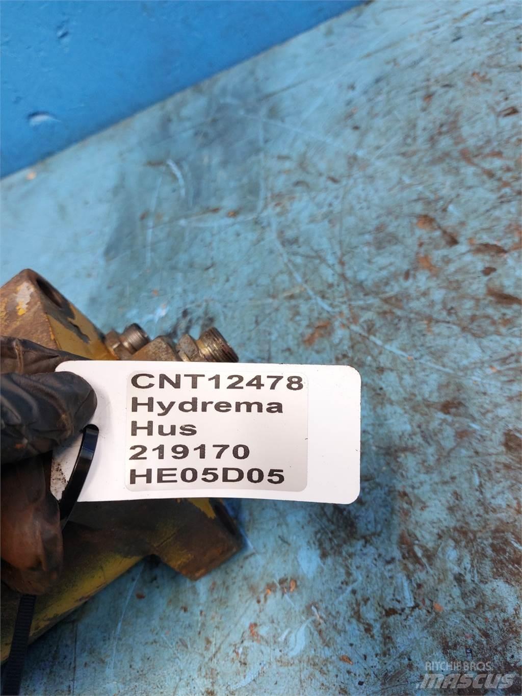 Hydrema 906 هيدروليات