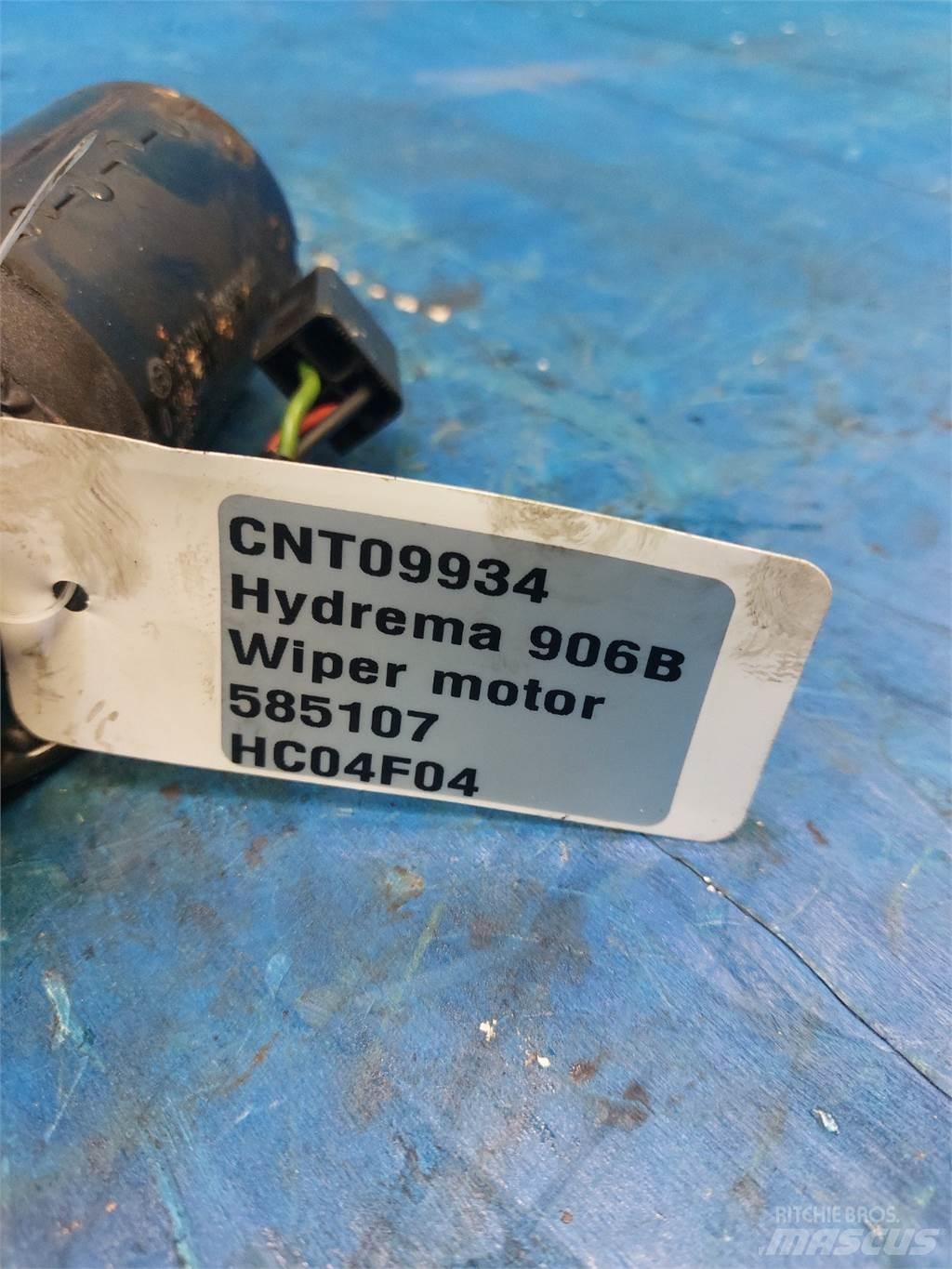 Hydrema 906B إلكترونيات