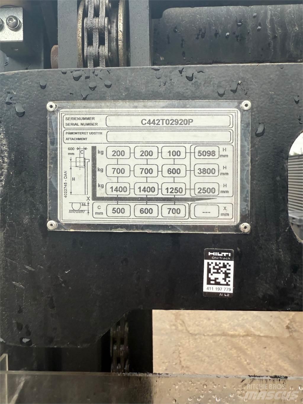 Hyster S1.5 شاحنات مناولة ذات منصة نقالة يدوية