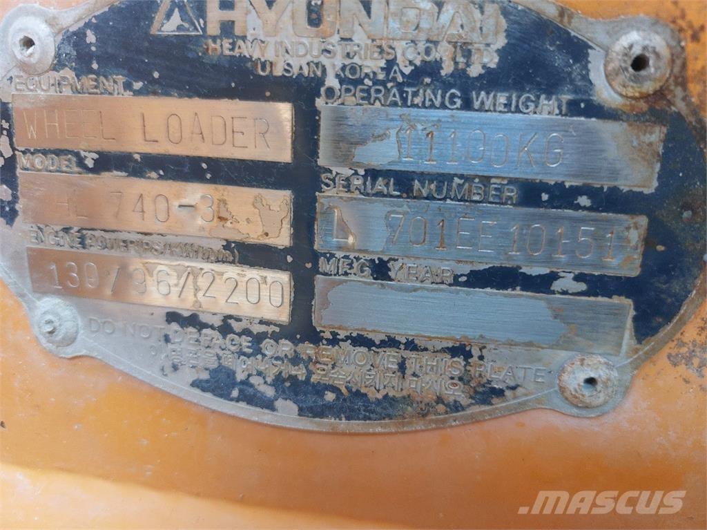 Hyundai HL740-3 لوادر بعجل