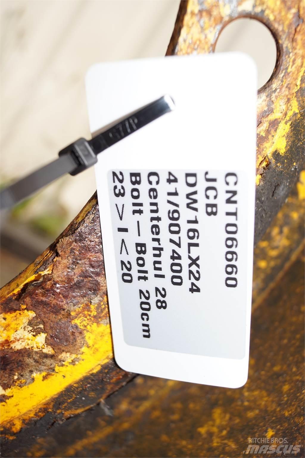 JCB 24 DW16LX24 الإطارات والعجلات والحافات