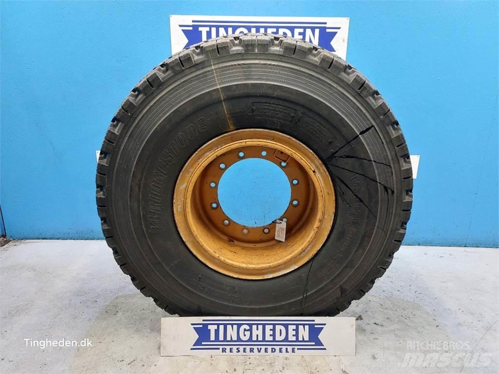 JCB 25 20.5R25 الإطارات والعجلات والحافات
