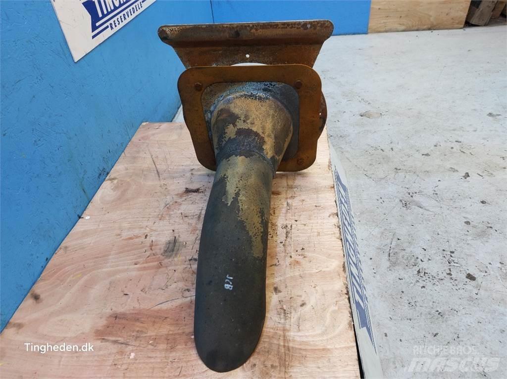 JCB 427 HL محركات