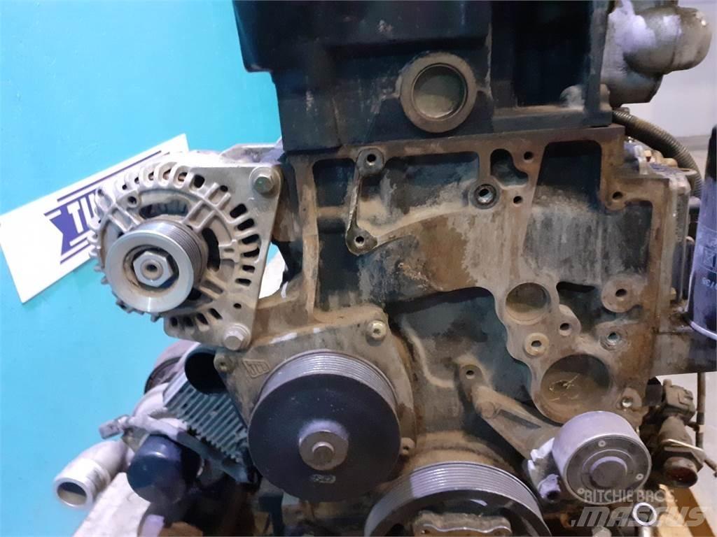 JCB 448 TA4 محركات