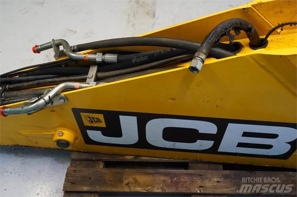 JCB 4CX هيدروليات