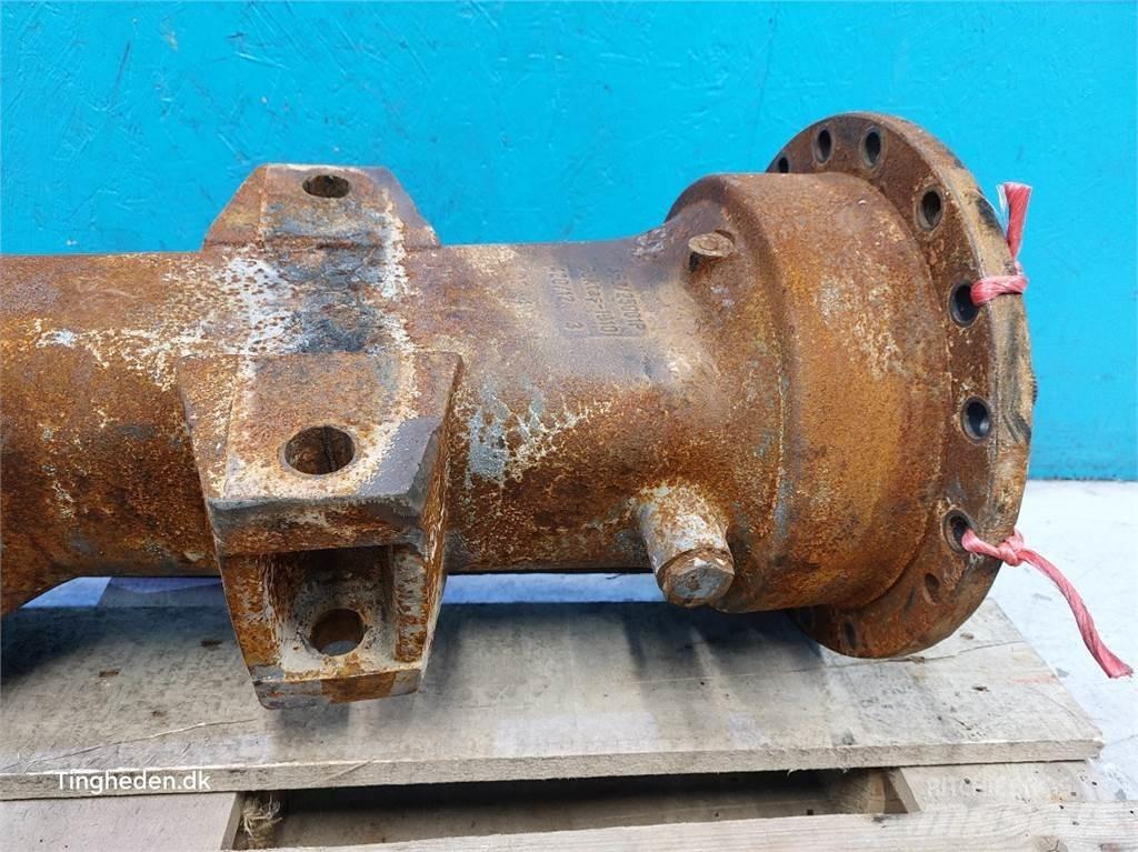 JCB 4CX محور العجلة