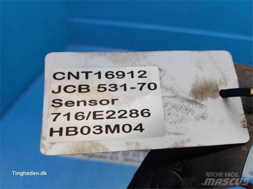 JCB 531-70 إلكترونيات