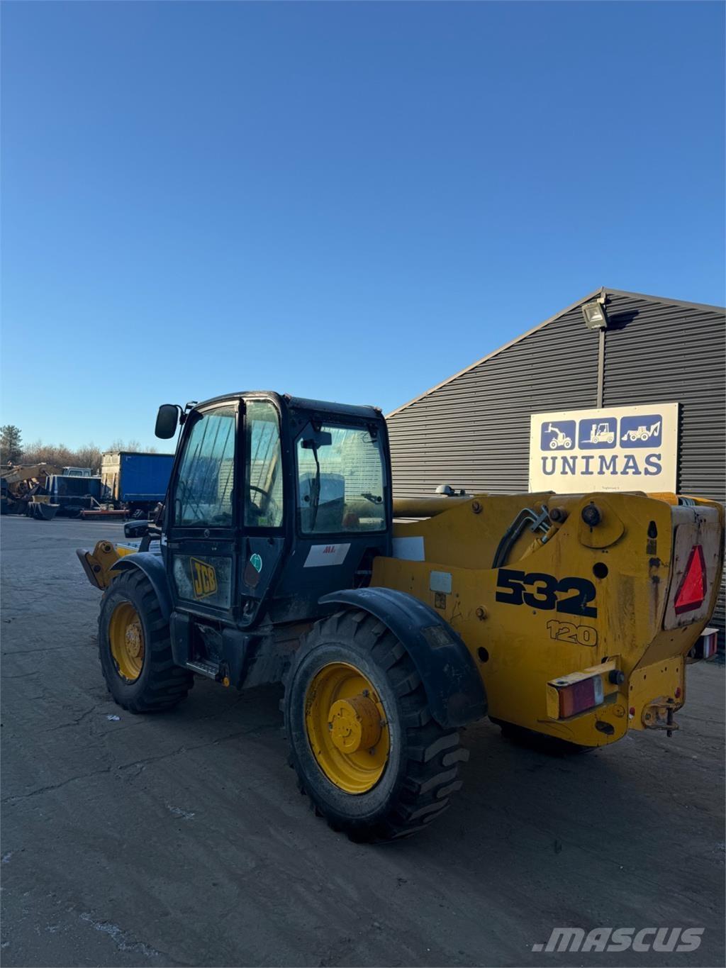 JCB 532-120 مناولات متداخلة