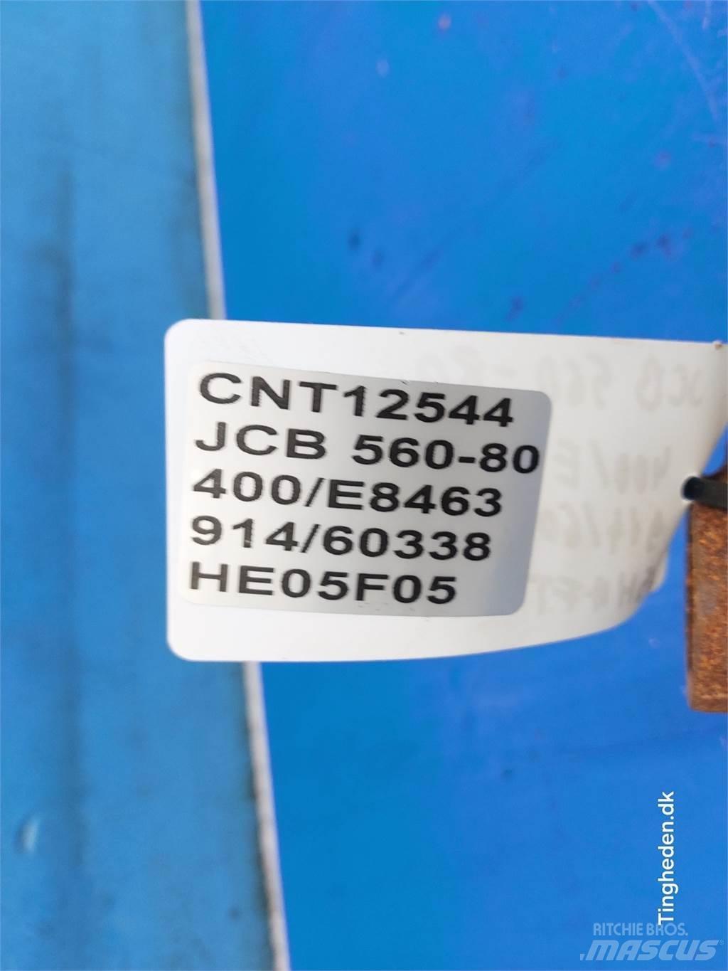 JCB 560-80 أجهزة نقل
