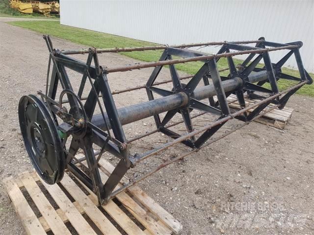 John Deere 1065 ملحقات الحصادات