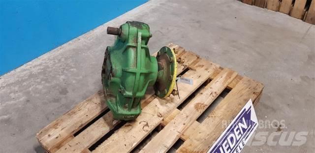John Deere 1065 ملحقات الحصادات