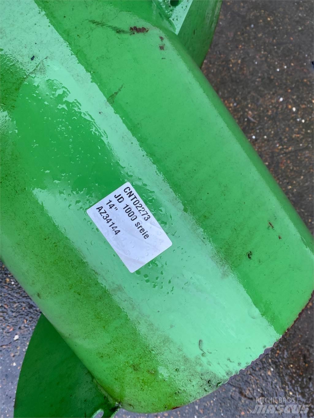John Deere 1065 ملحقات الحصادات