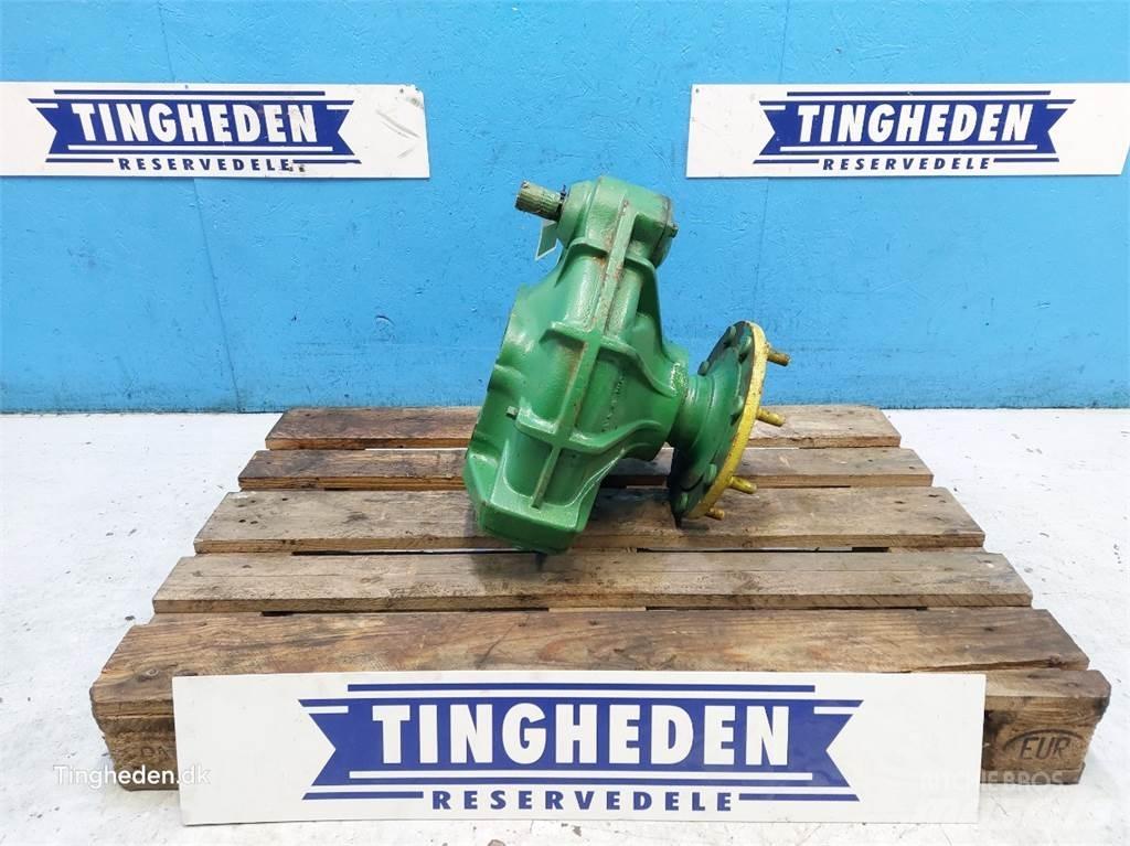 John Deere 1065 ملحقات الحصادات