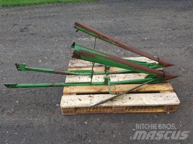 John Deere 1075 ملحقات الحصادات