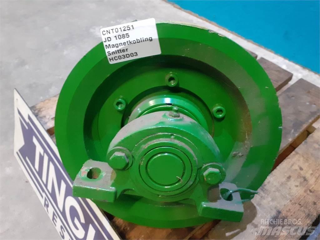 John Deere 1075 ملحقات الحصادات