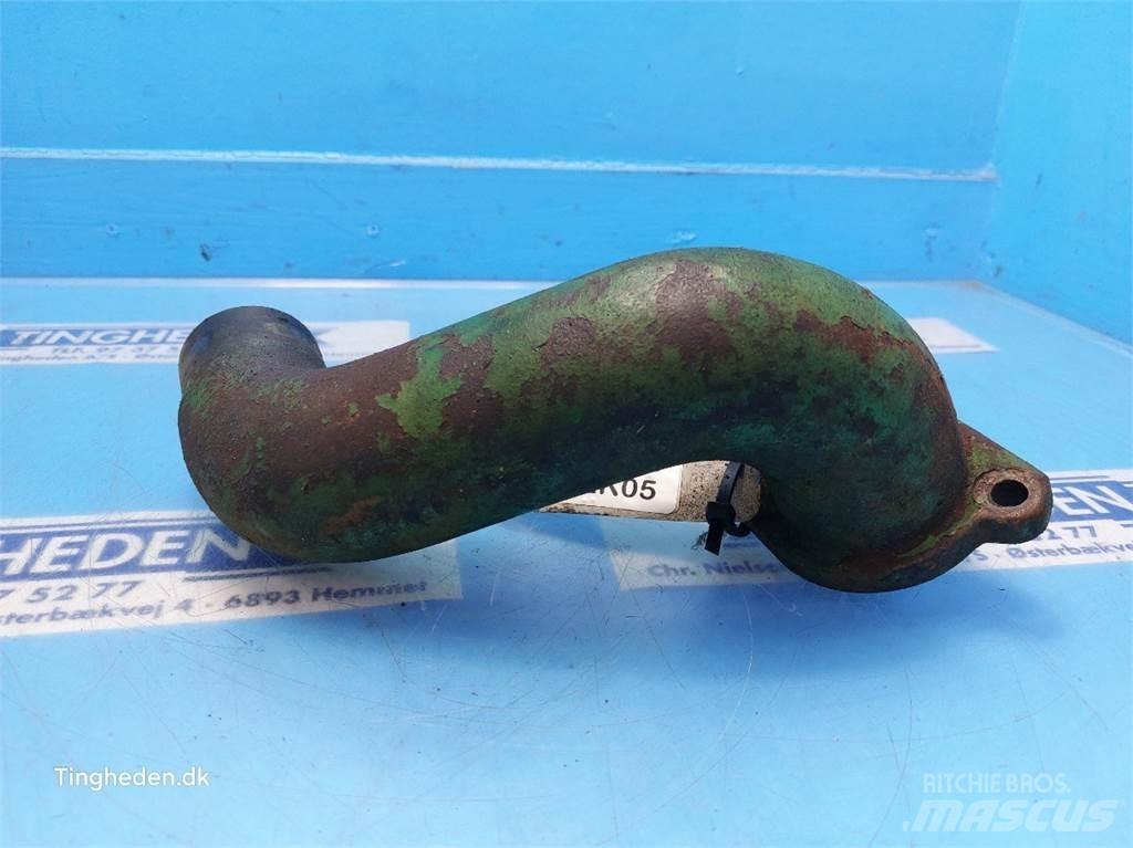 John Deere 1075 محركات