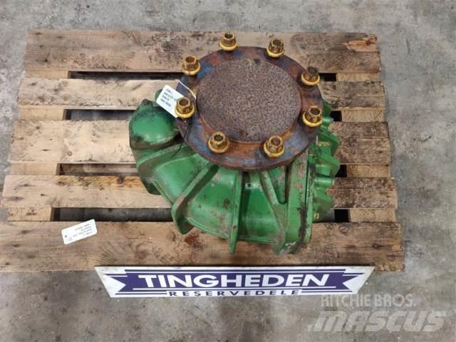 John Deere 1085 ملحقات الحصادات