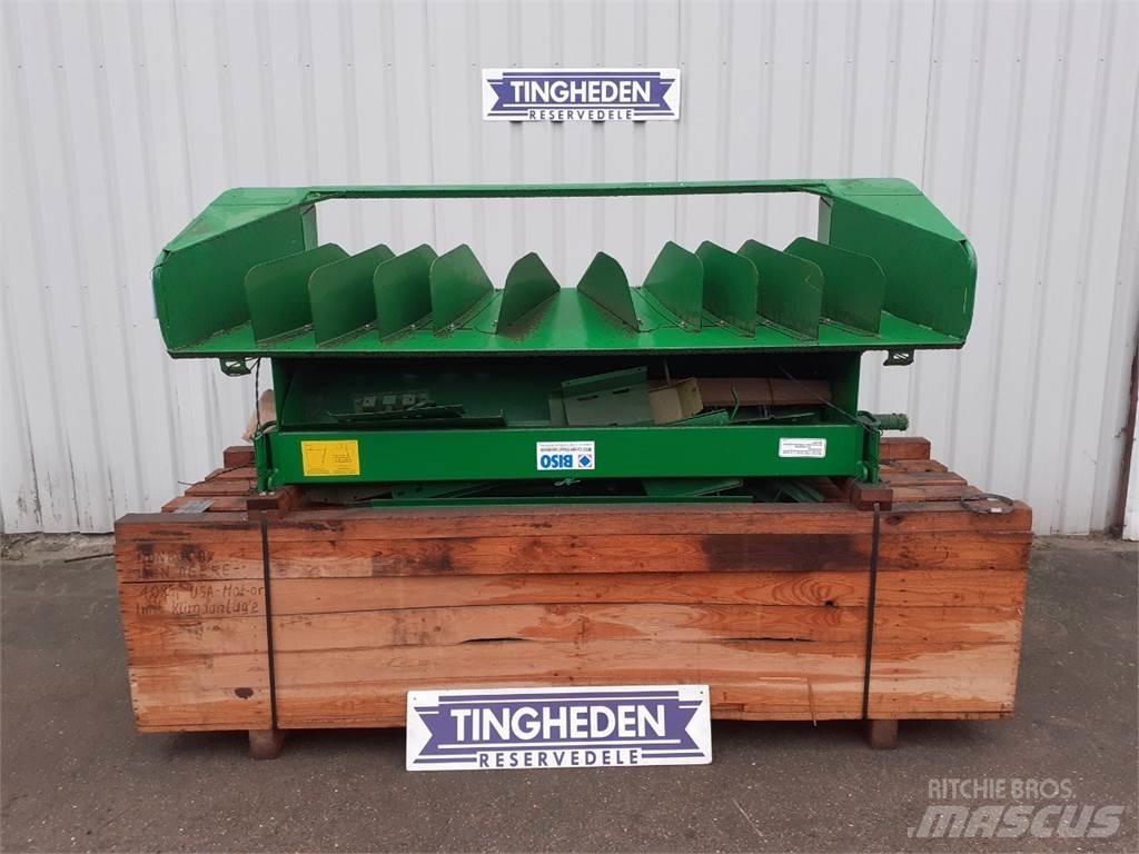 John Deere 1085 ملحقات الحصادات
