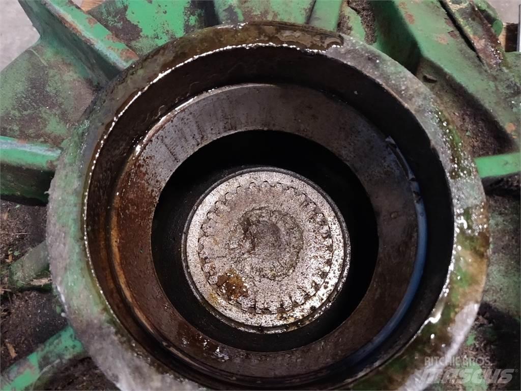 John Deere 1085 ملحقات الحصادات