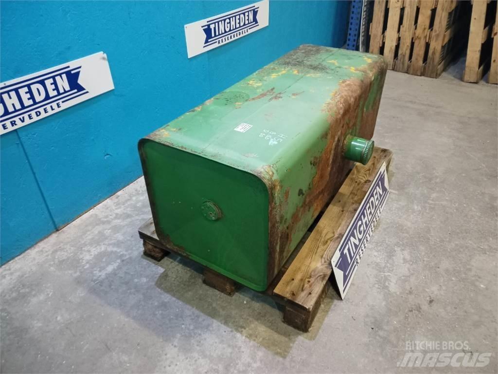 John Deere 1085 ملحقات الحصادات