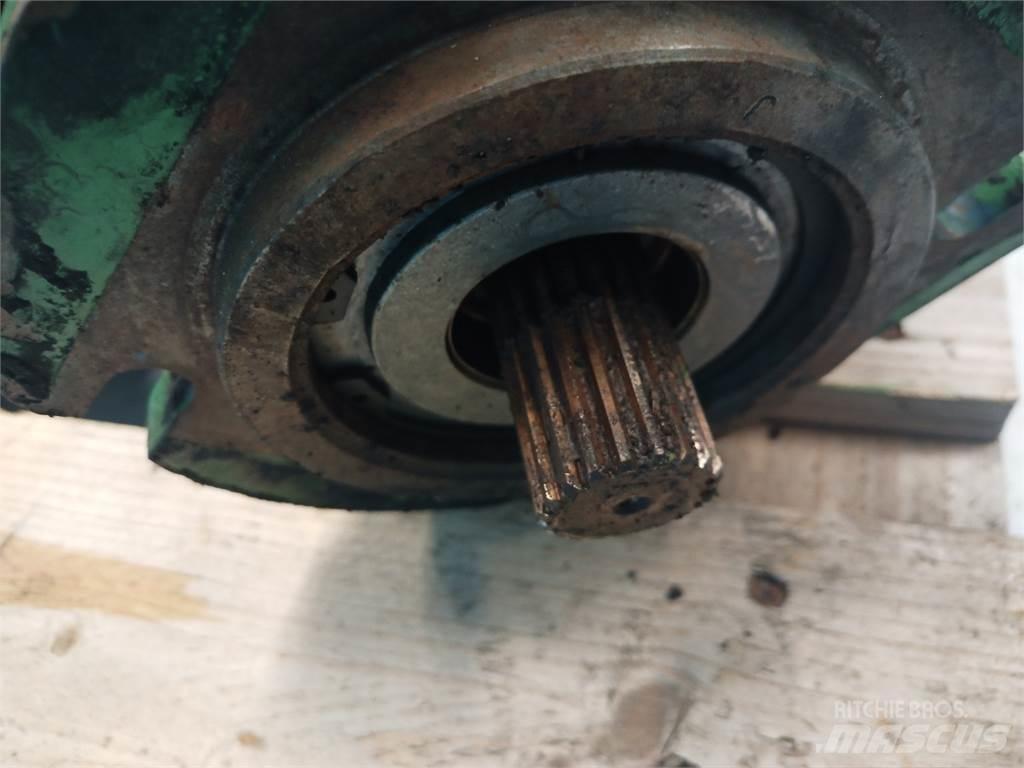 John Deere 1085 هيدروليات