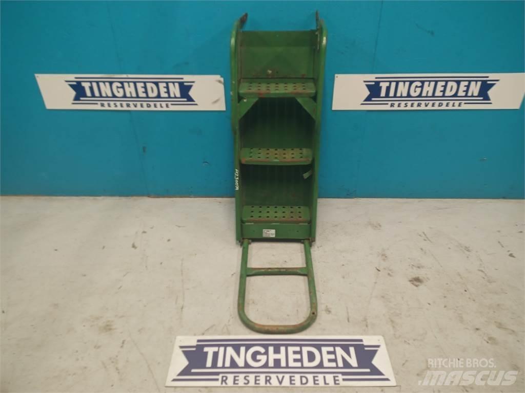 John Deere 1085 ماكينات زراعية أخرى