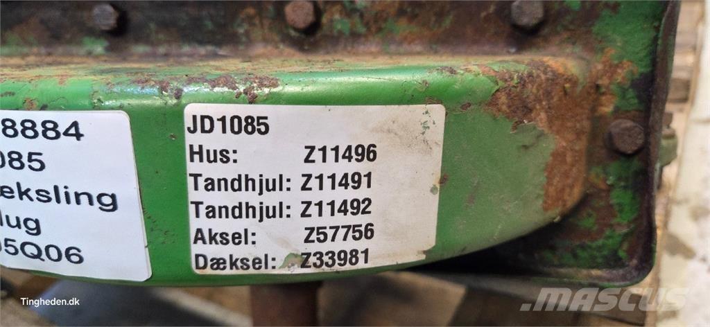 John Deere 1085 أجهزة نقل