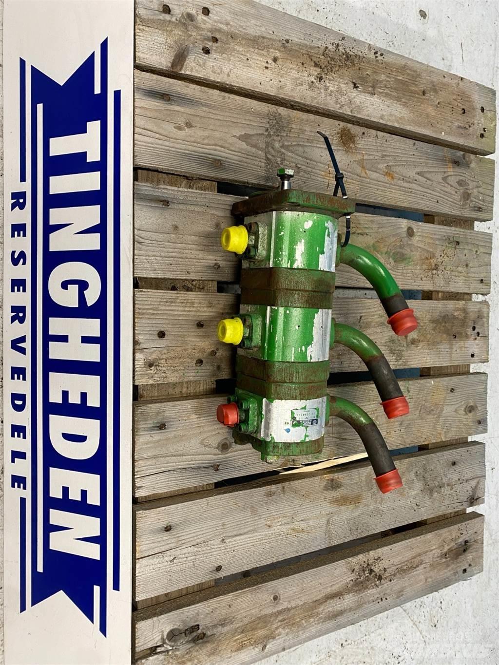 John Deere 1170 هيدروليات