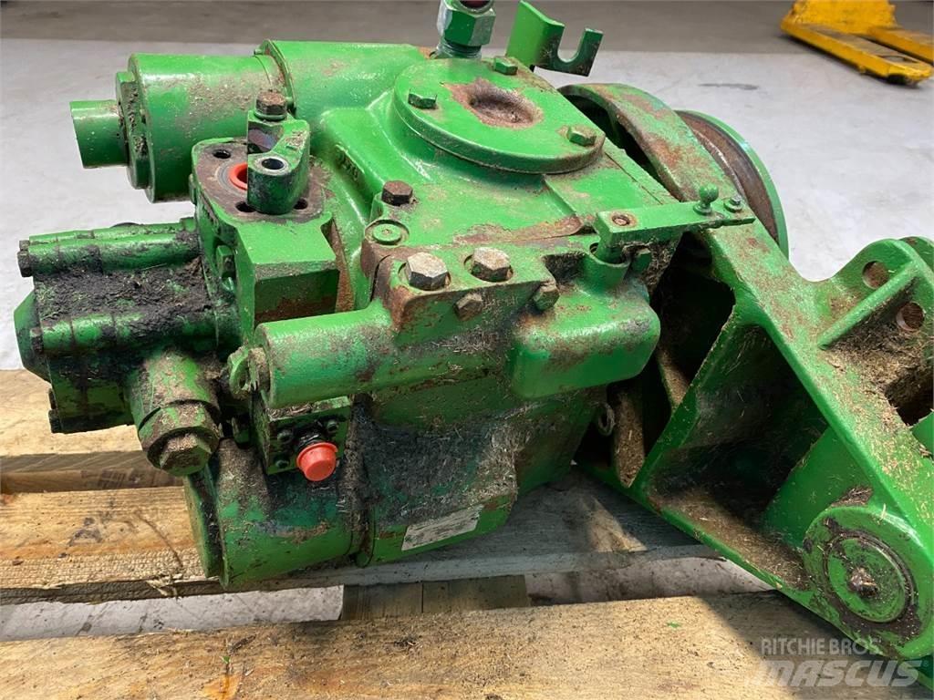John Deere 1170 هيدروليات