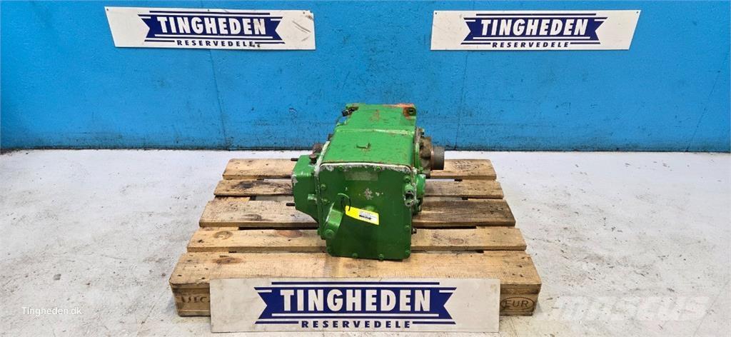 John Deere 1170 أجهزة نقل
