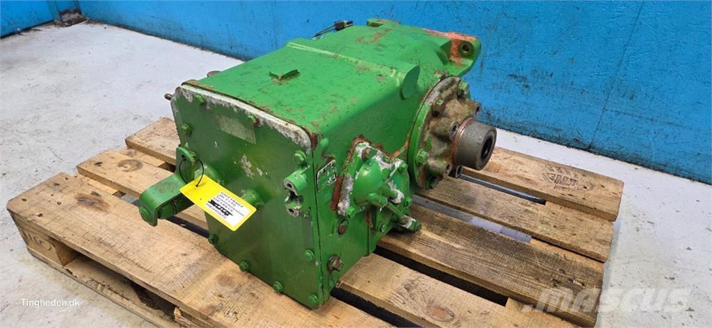 John Deere 1170 أجهزة نقل