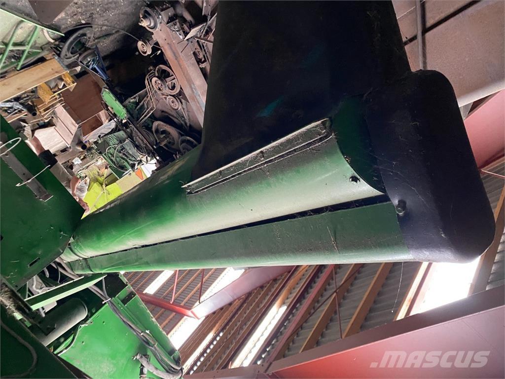 John Deere 1170 ملحقات الحصادات