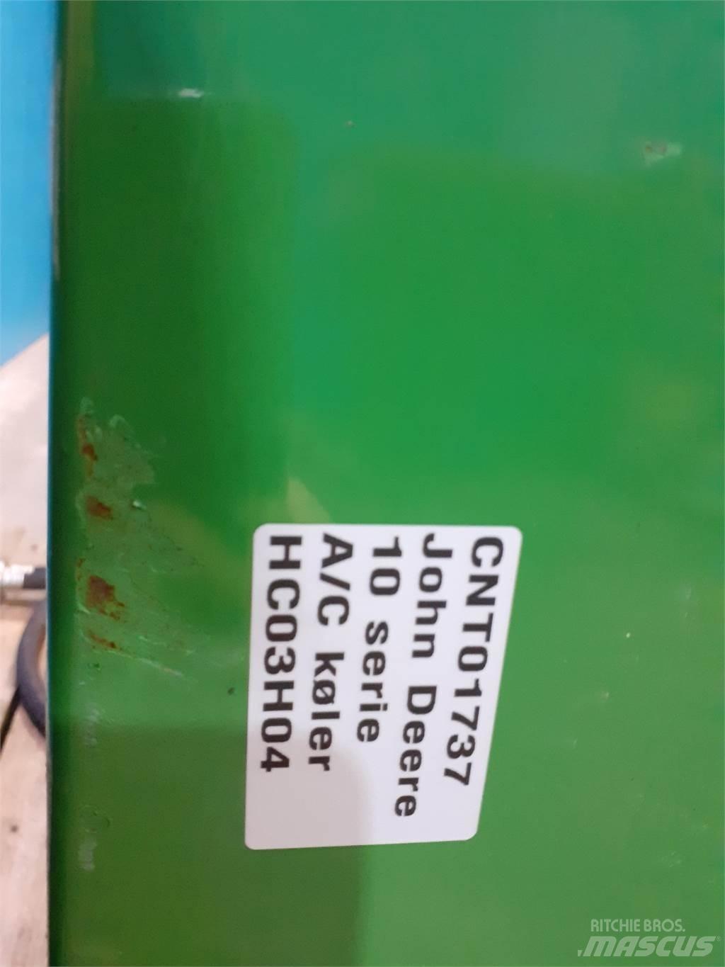 John Deere 1174 كابينة والداخلية
