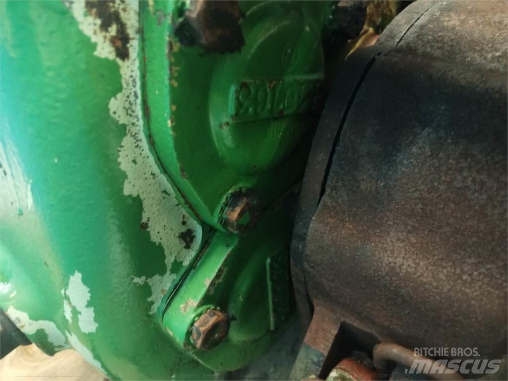 John Deere 1177 أجهزة نقل