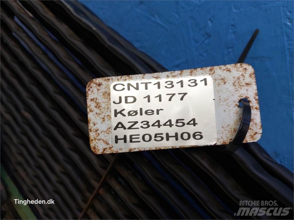 John Deere 1177 مشعات