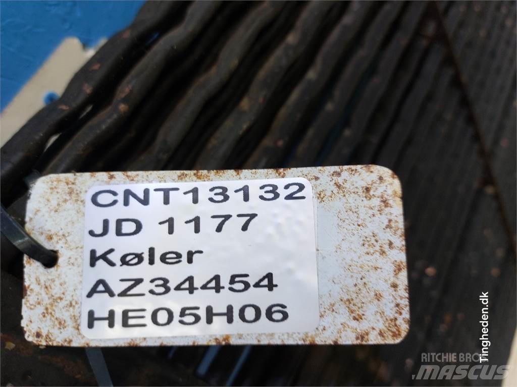 John Deere 1177 مشعات