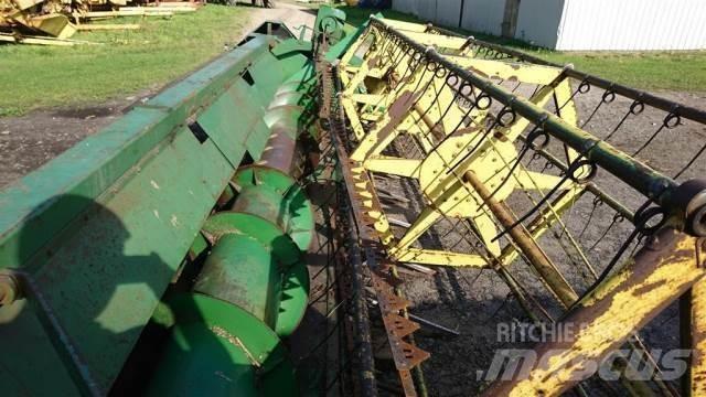 John Deere 13 ملحقات الحصادات